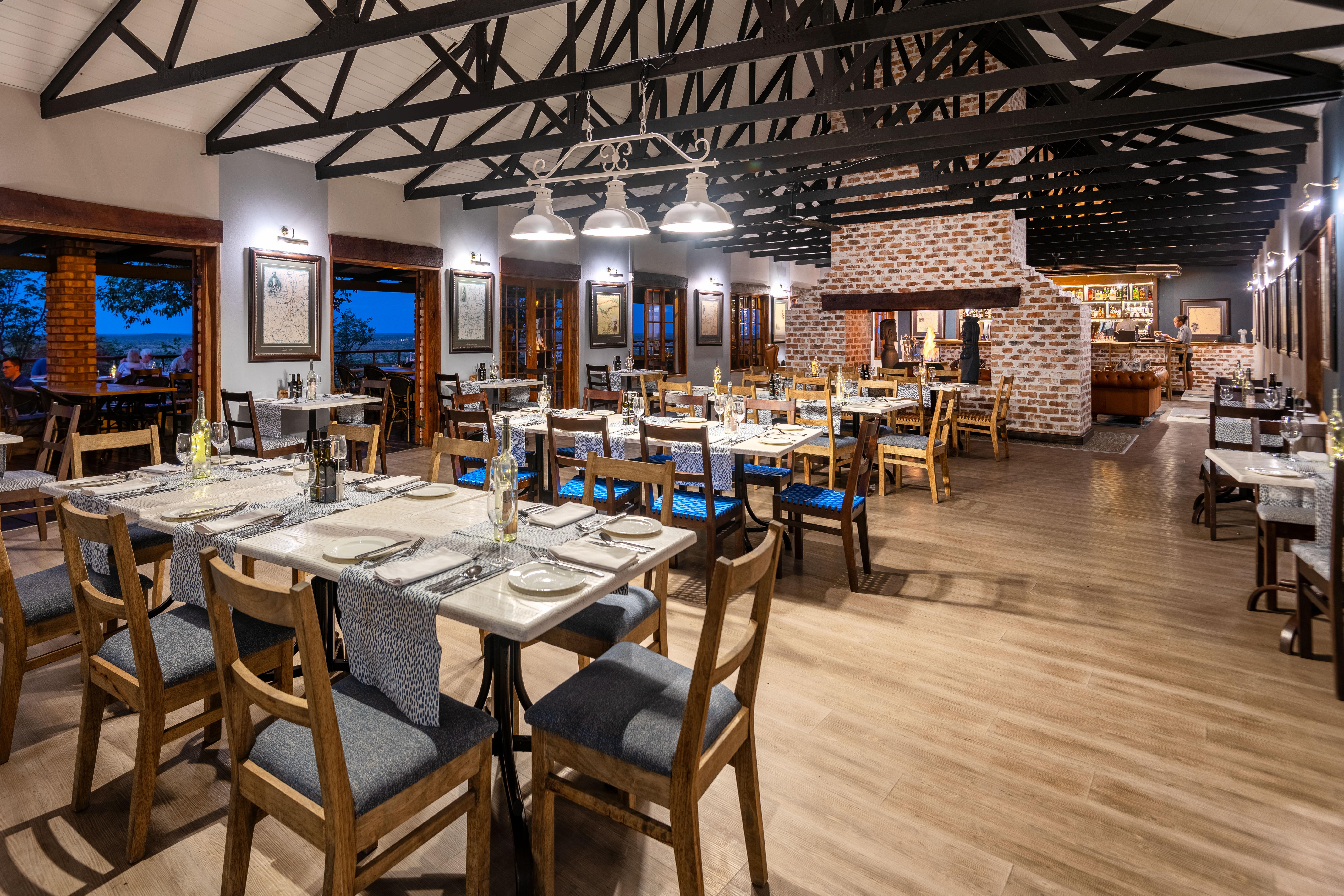 Gondwana Etosha Safari Lodge Okaukuejo Exterior photo