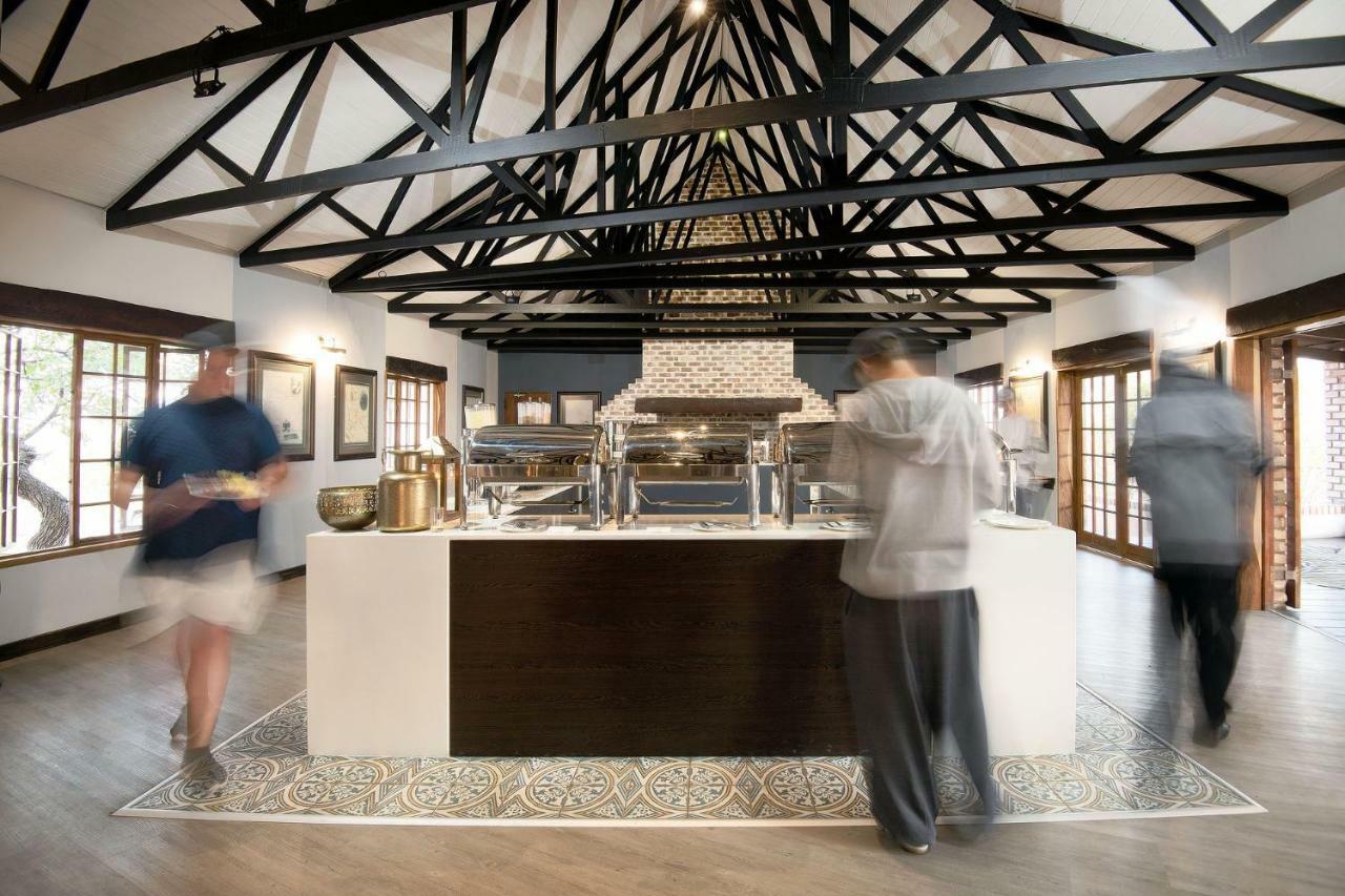 Gondwana Etosha Safari Lodge Okaukuejo Exterior photo