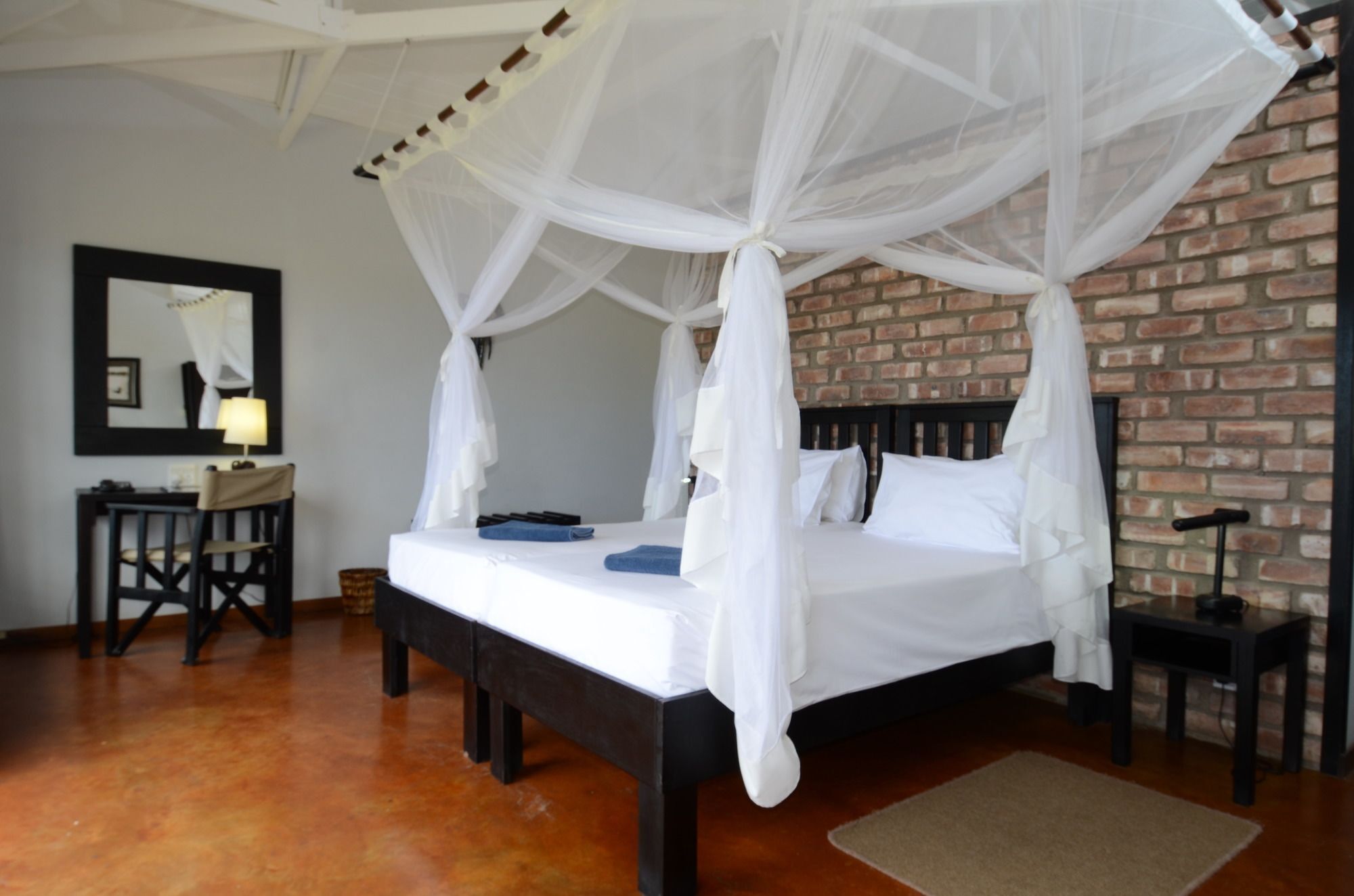 Gondwana Etosha Safari Lodge Okaukuejo Exterior photo