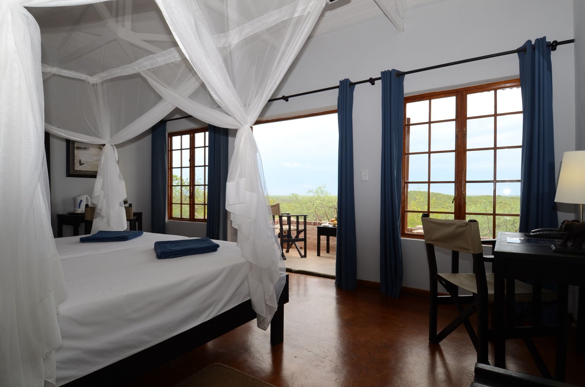 Gondwana Etosha Safari Lodge Okaukuejo Exterior photo