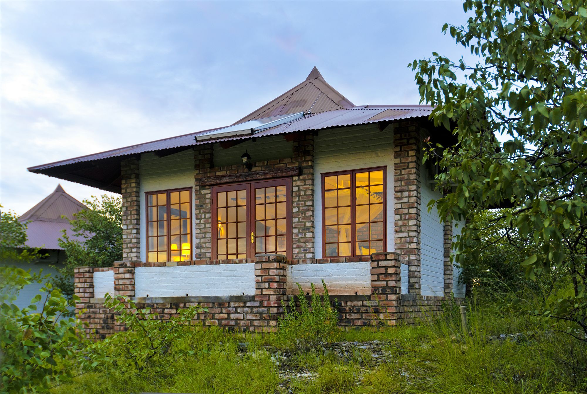 Gondwana Etosha Safari Lodge Okaukuejo Exterior photo