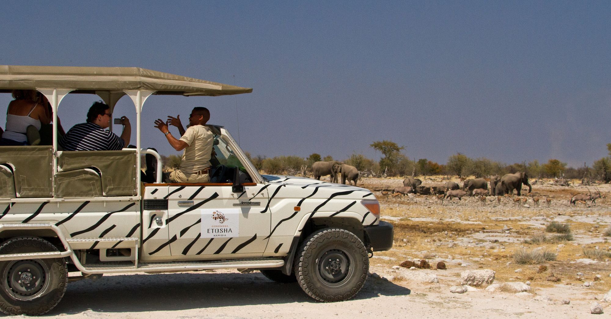 Gondwana Etosha Safari Lodge Okaukuejo Exterior photo