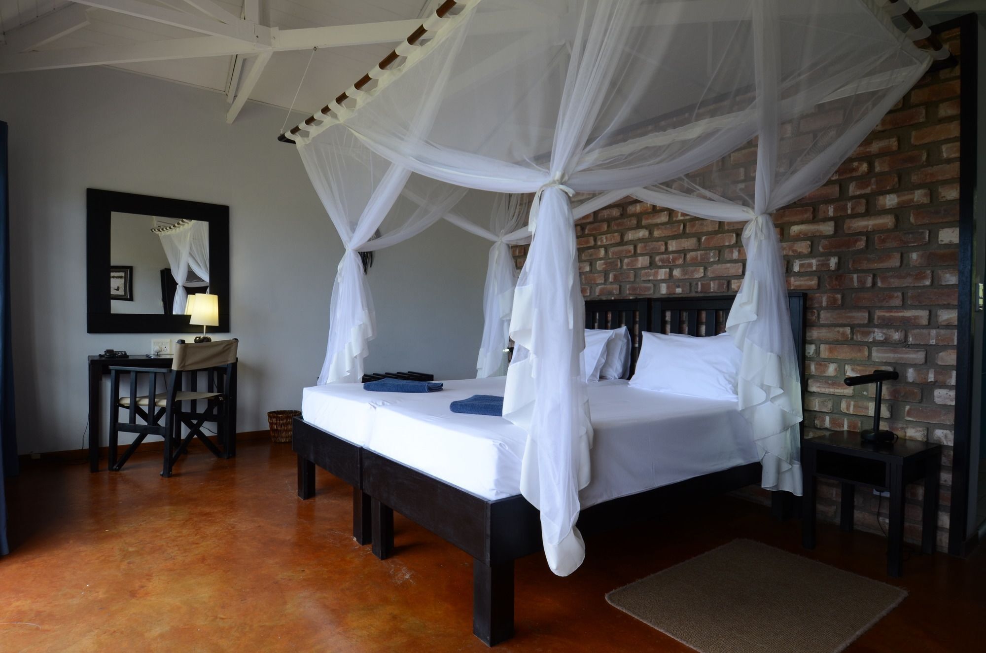 Gondwana Etosha Safari Lodge Okaukuejo Exterior photo